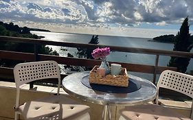 Apartment With A Sea View